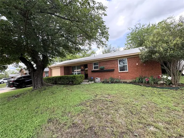 6208 Shadydell Drive, Fort Worth, TX 76135