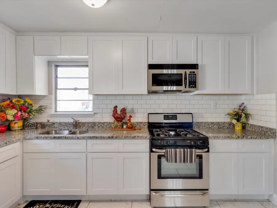 801 Pecan Street, Sanger, TX 76266 - #2