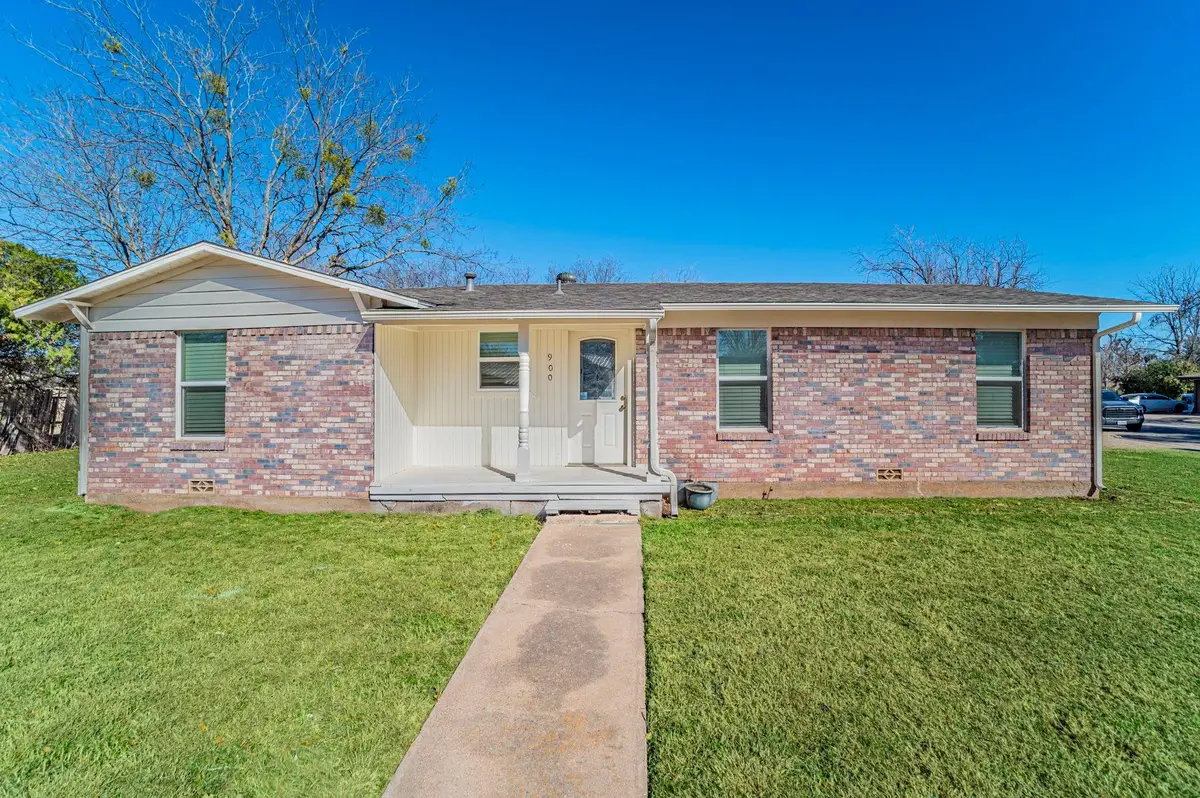 900 Elizabeth Boulevard, Granbury, TX 76048 - #1