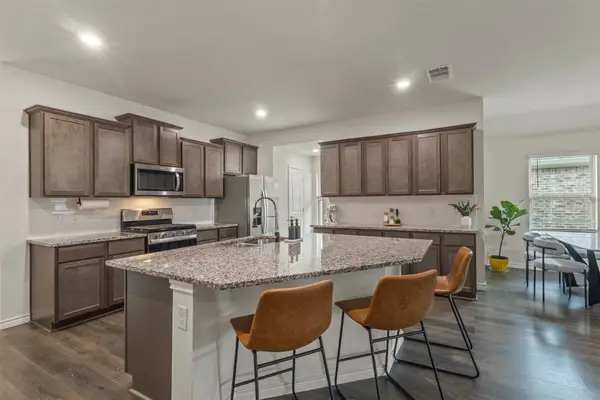 1602 Maple Ridge Drive, Princeton, TX 75407