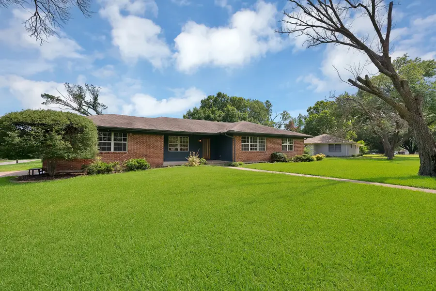 1618 Comanche Trail, Garland, TX 75043 - #3