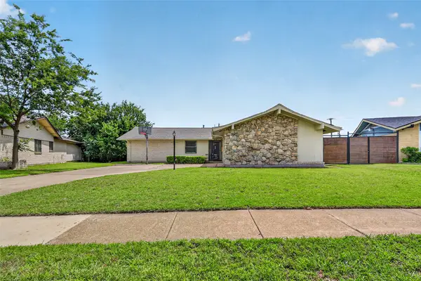1744 Gross Road, Dallas, TX 75228