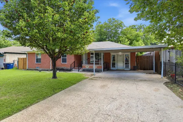 2129 Gaylord Drive, Dallas, TX 75227