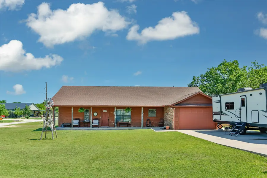 291 Old Spanish Trail, Valley View, TX 76272 - #2