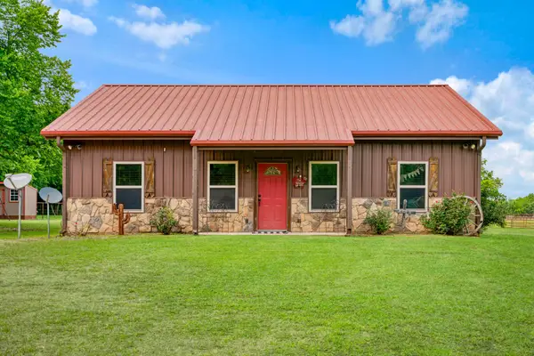 285 5th Street Ne, Bogata, TX 75417