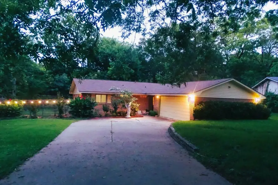 411 Brookwood Drive, Woodway, TX 76712 - #3