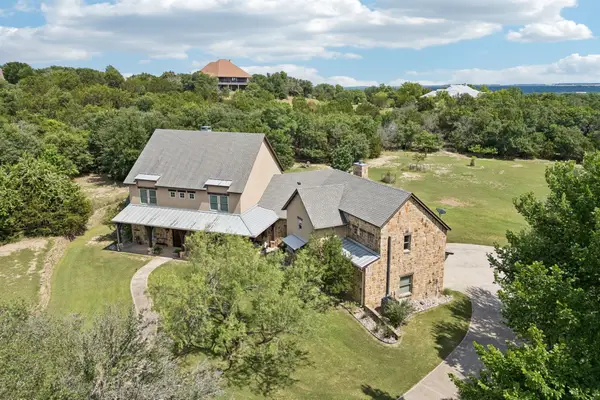 206 Rodeo Drive, Azle, TX 76020