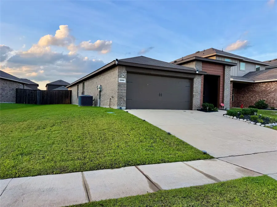 1085 Old Oaks Drive, Forney, TX 75126 - #2