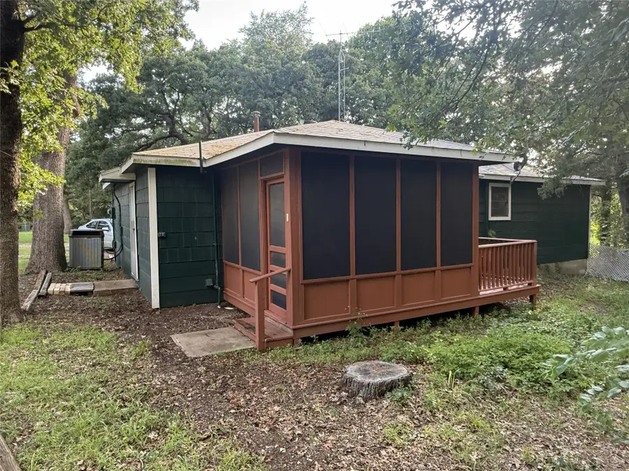 202 Colt Drive, Lake Kiowa, TX 76240 - #2