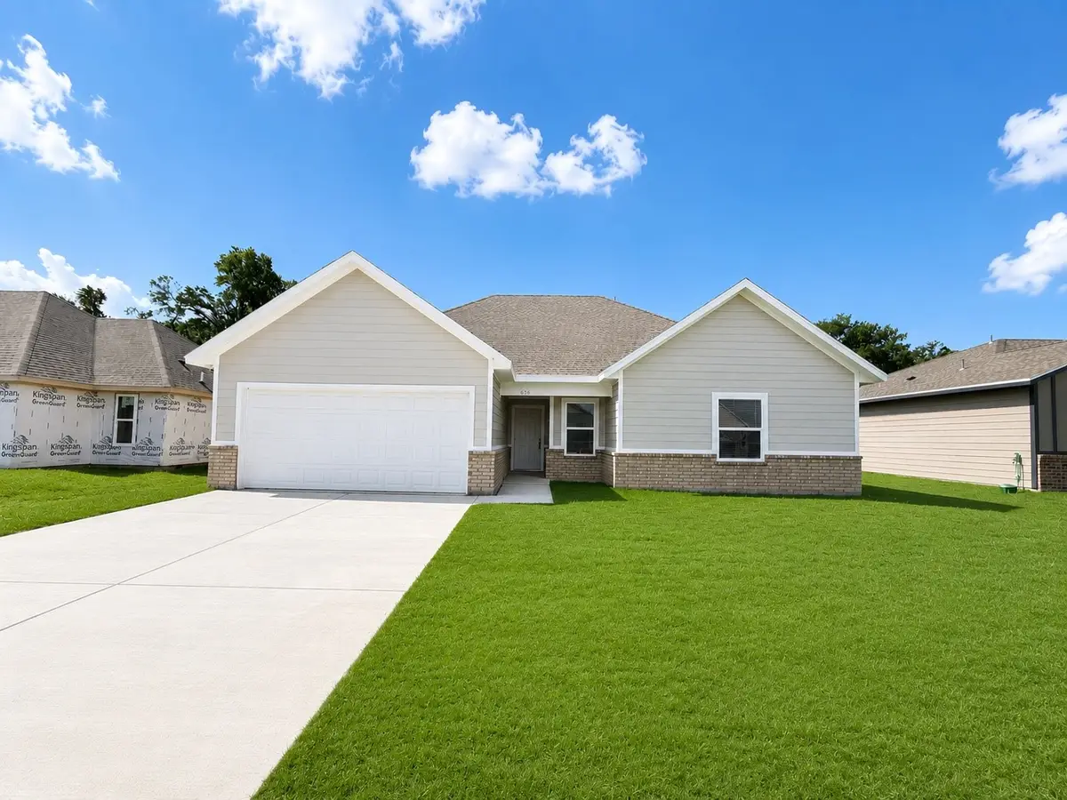 636 Crockett Drive, Cleburne, TX 76031 - #1