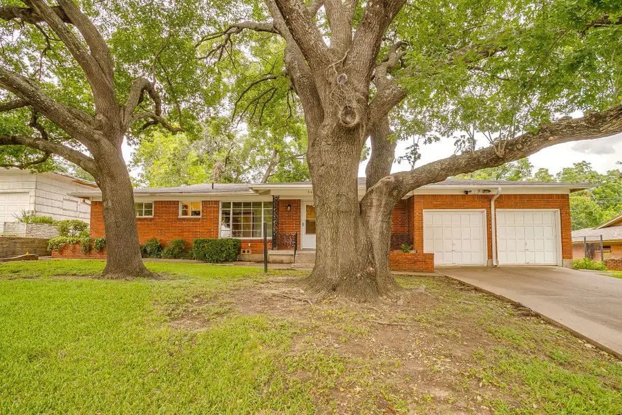 3401 Bilglade Road, Fort Worth, TX 76133 - #2