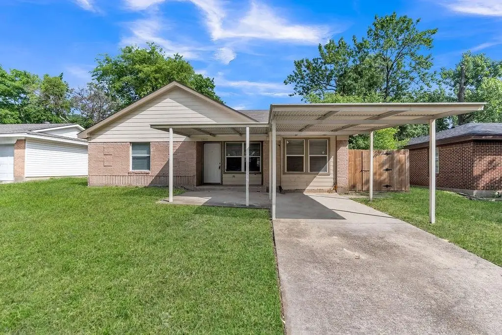 1800 Buena Vista Street, Mesquite, TX 75149 - #1