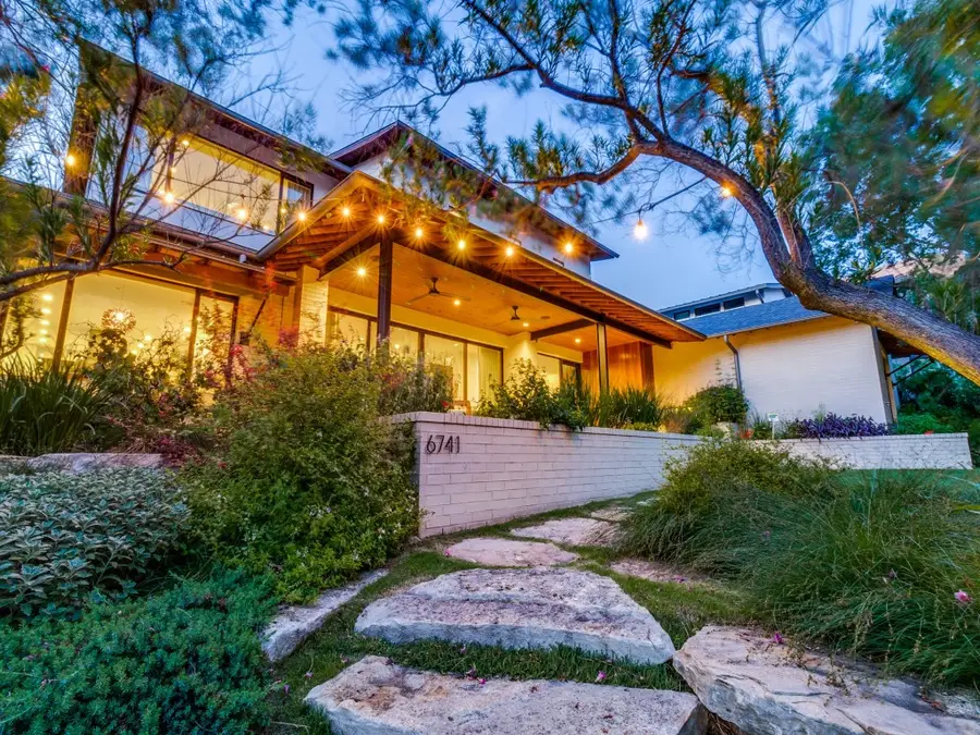 6741 Alexander Drive, Dallas, TX 75214 - #2