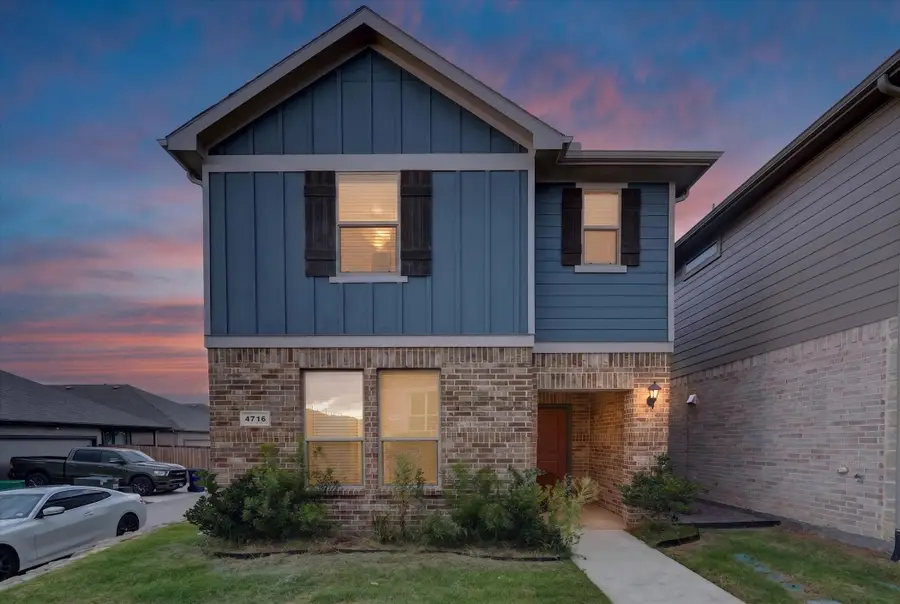 4716 Stunning Pathway, Haltom City, TX 76117 - #2