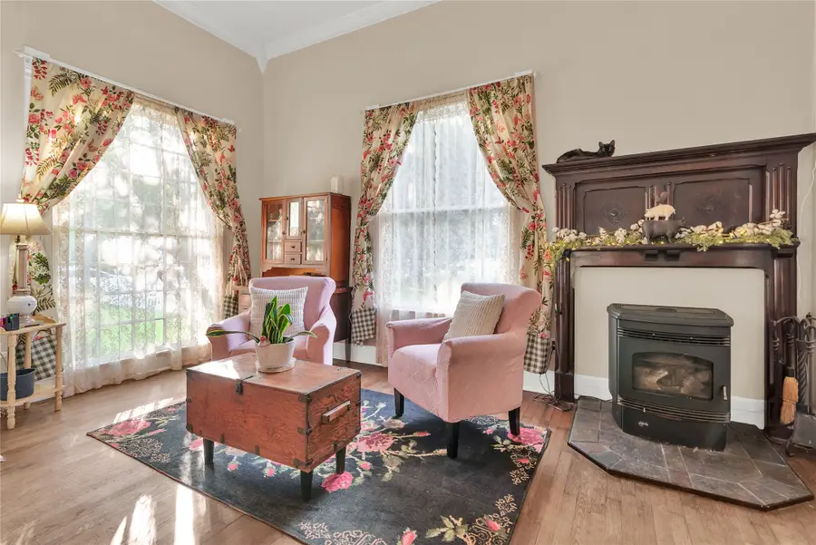 823 S Crockett Street, Sherman, TX 75090 - #3