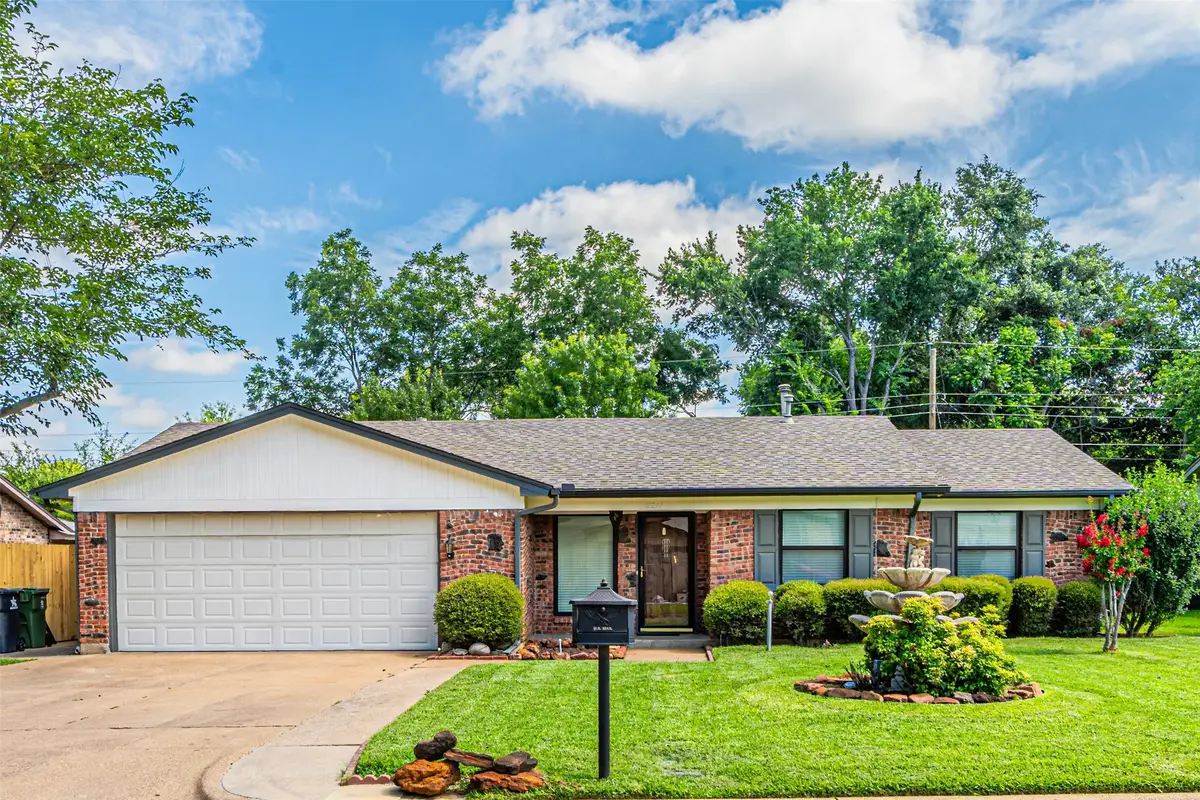 2211 Clover Park Drive, Arlington, TX 76013 - #1