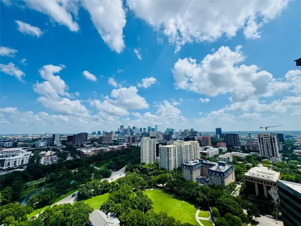 3401 Lee Parkway #1906, Dallas, TX 75219