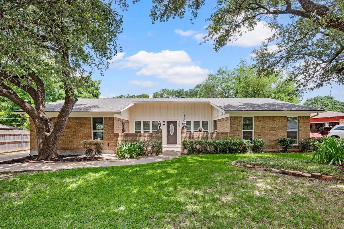 4905 Granite Shoals Avenue, Fort Worth, TX 76103 - #1