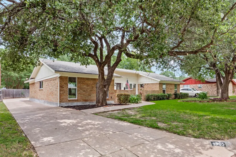 4905 Granite Shoals Avenue, Fort Worth, TX 76103 - #3