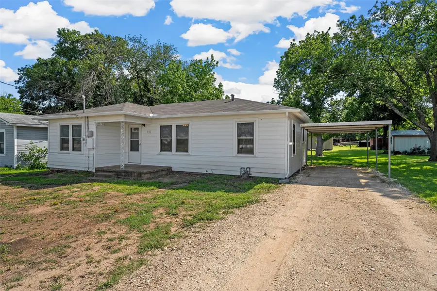 307 Playdium Drive, West, TX 76691 - #2