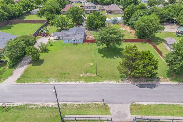 816 Balkan Drive, Lancaster, TX 75134