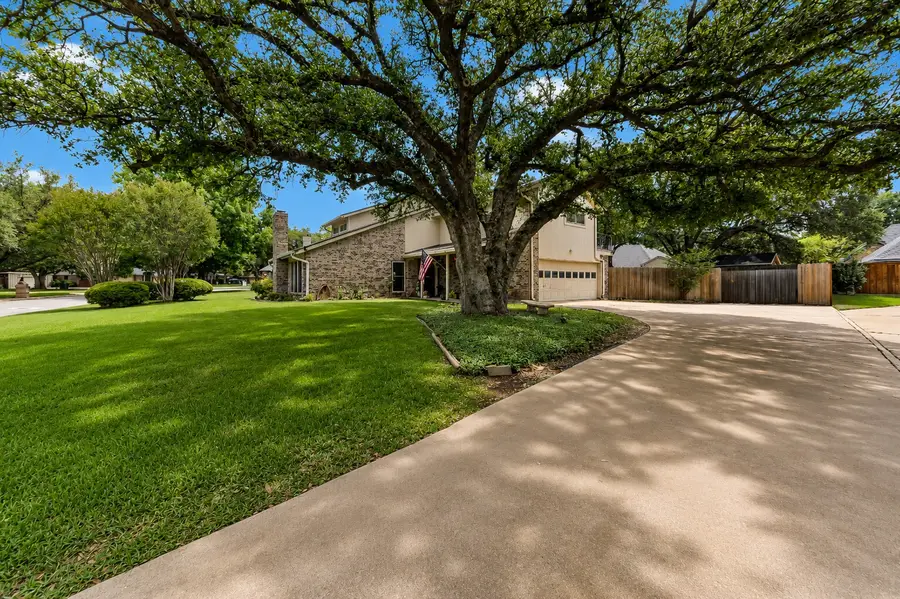 9129 Timber Oaks Drive, Fort Worth, TX 76179 - #3