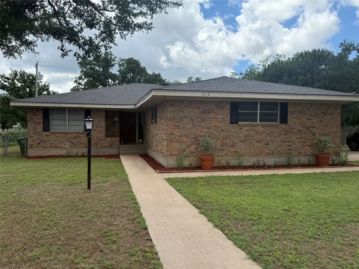 1012 Holden Street, Glen Rose, TX 76043 - #1