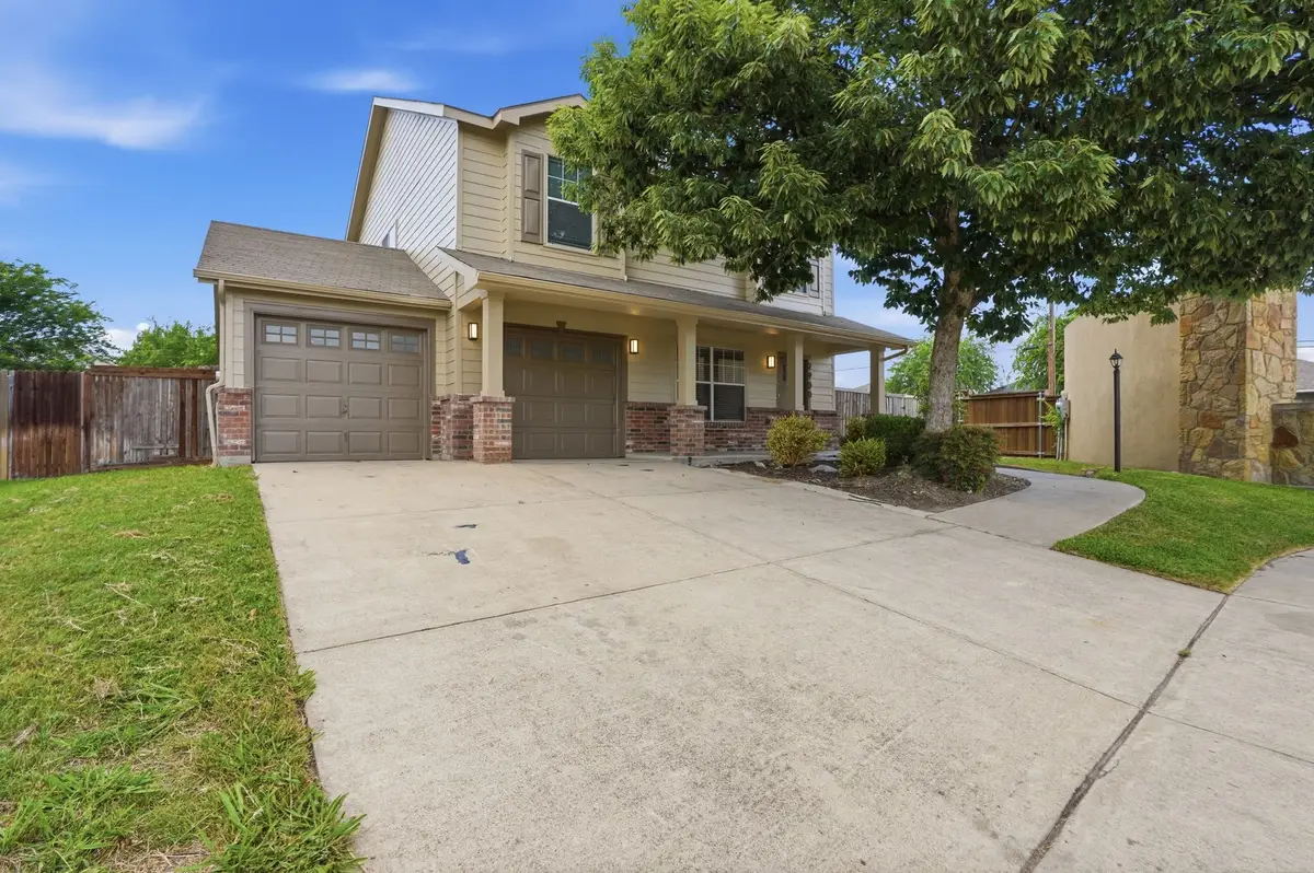 2900 Wakecrest Drive, Fort Worth, TX 76108 - #1
