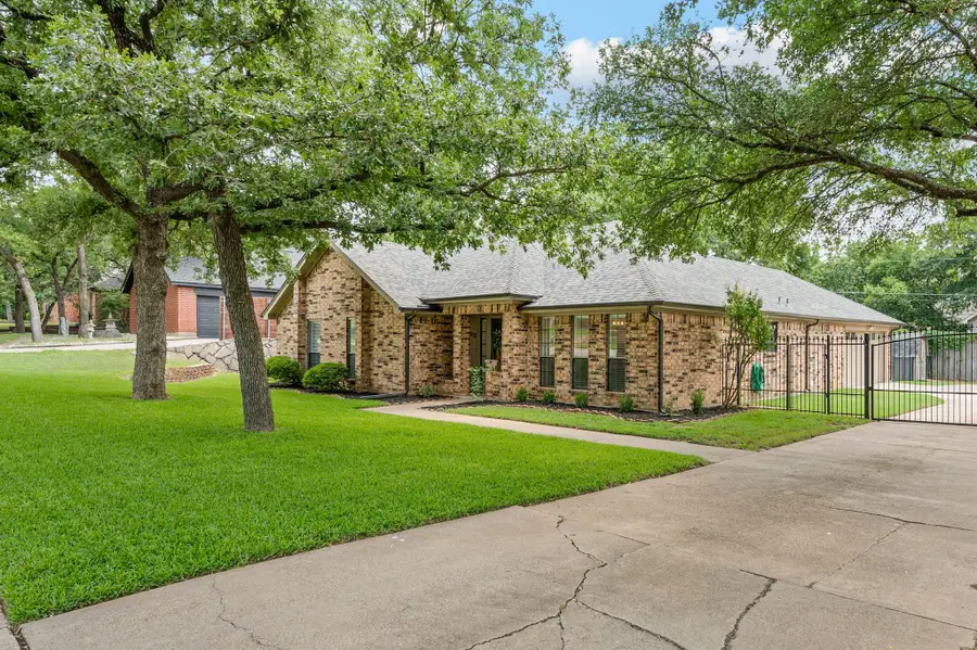 1312 Circle Lane, Bedford, TX 76022 - #2