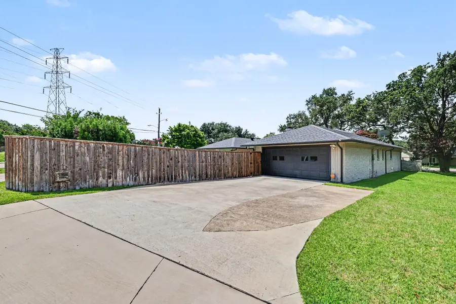 7441 Whispering Pines Drive, Dallas, TX 75248 - #3