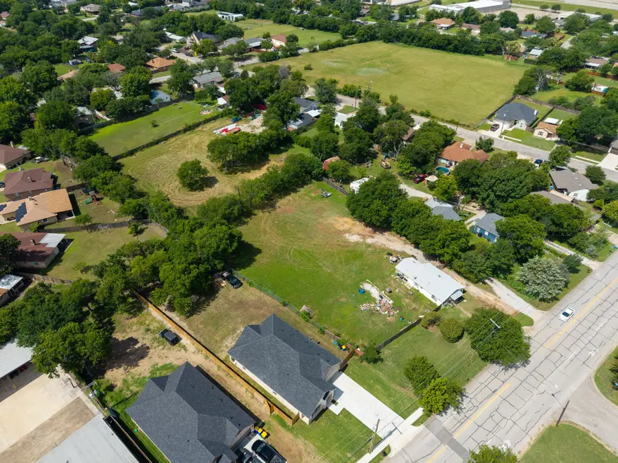 8815 Silver Creek Road, White Settlement, TX 76108 - #2