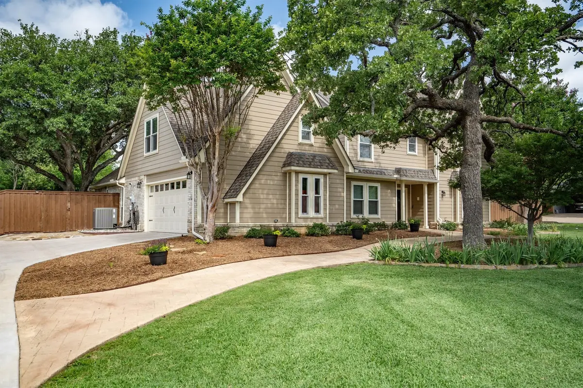 410 Simmons Road, Double Oak, TX 75077 - #1