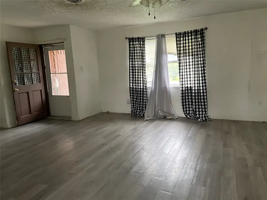 4728 Salem Drive, Mesquite, TX 75150 - #3
