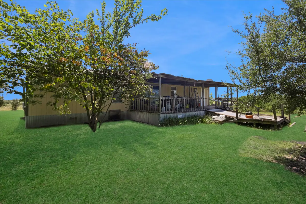 2001 Fm 1182, Ennis, TX 75119 - #1