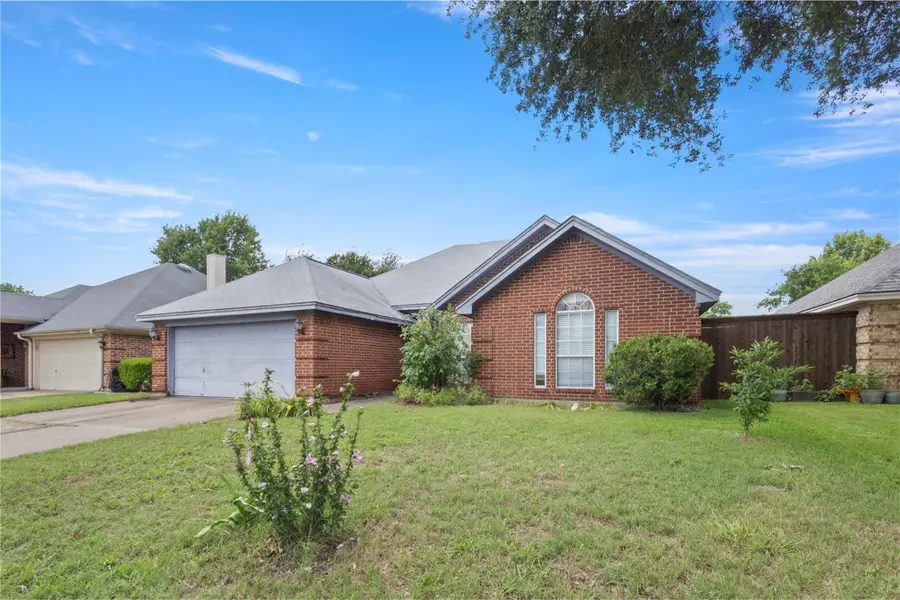 6801 Hadley Drive, North Richland Hills, TX 76182 - #2