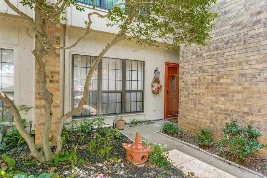2022 Brookside Drive, Grapevine, TX 76051 - #3