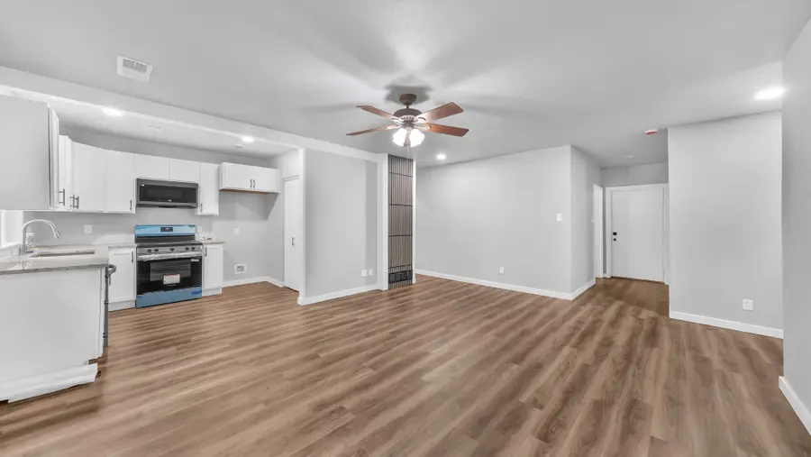 307 S Walnut Street, Weatherford, TX 76086 - #2