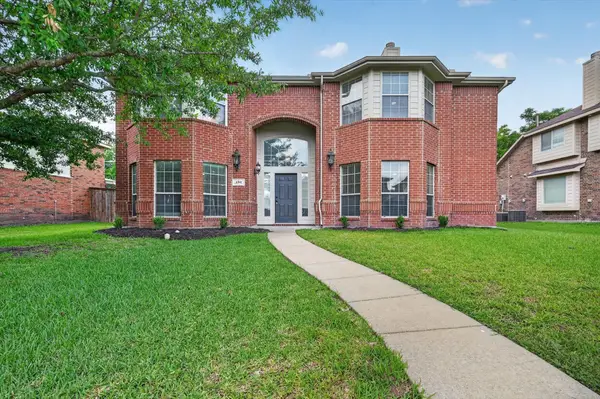 482 Cloverleaf Drive, Lancaster, TX 75146