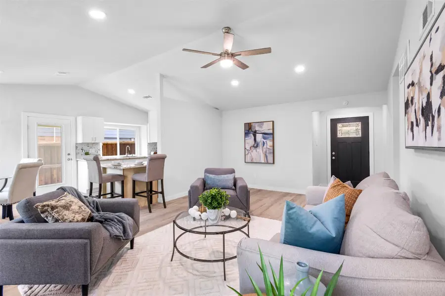 212 Mapleridge Drive, Rockwall, TX 75032 - #2