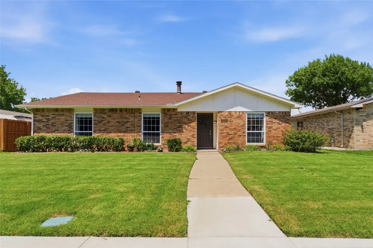 5225 Bartlett Drive, The Colony, TX 75056 - #1
