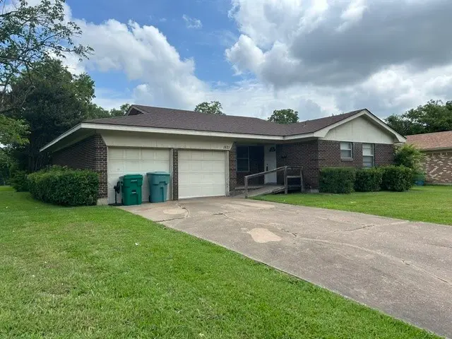 1821 W Belden Street, Sherman, TX 75092 - #2