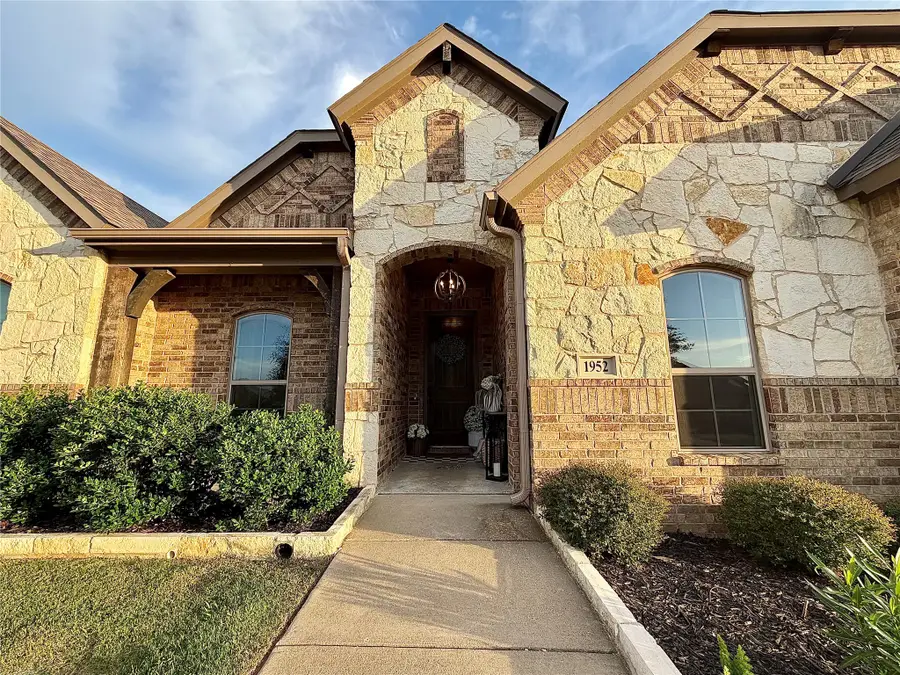1952 Manzana Way, Burleson, TX 76028 - #3
