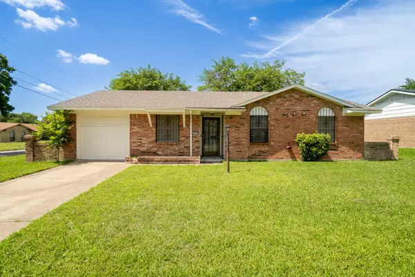 10311 Cradlerock Drive, Dallas, TX 75217