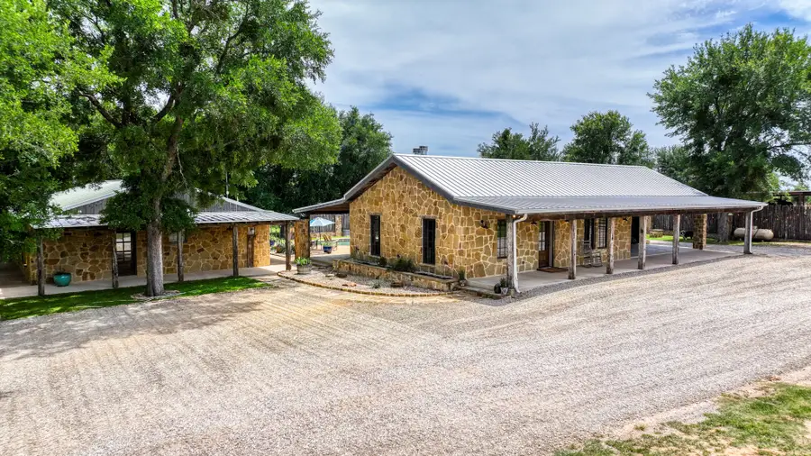 1060 Young Bend Road, Brock, TX 76087 - #2