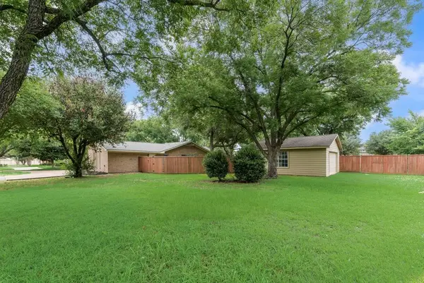 2701 Poplar Drive, Flower Mound, TX 75028