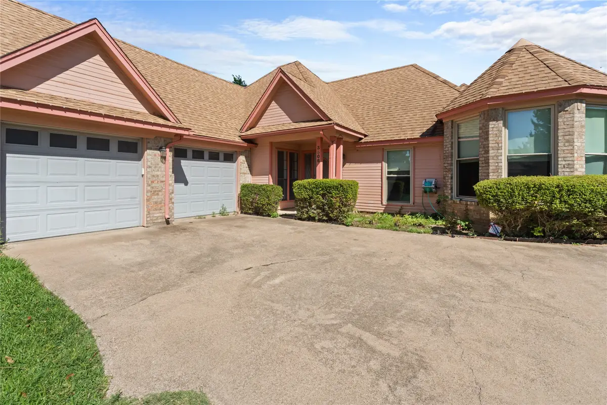 3506 Ruidoso Drive, Arlington, TX 76017 - #1