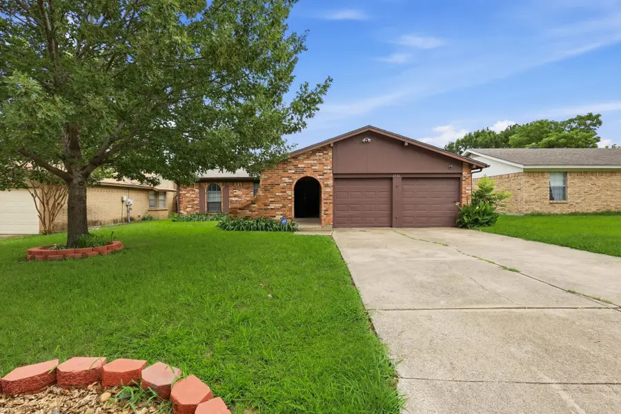 6536 Windrock, Watauga, TX 76148 - #2