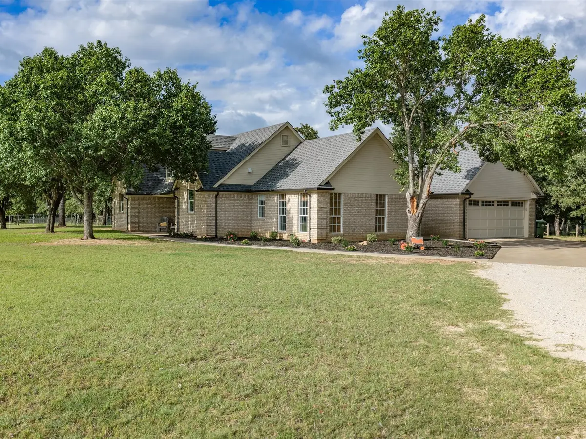 210 County Road 2696, Alvord, TX 76225 - #1