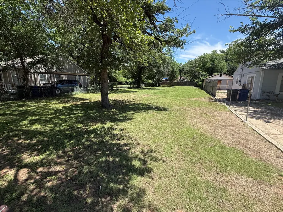 3028 Delaware Trail, Lake Worth, TX 76135 - #3