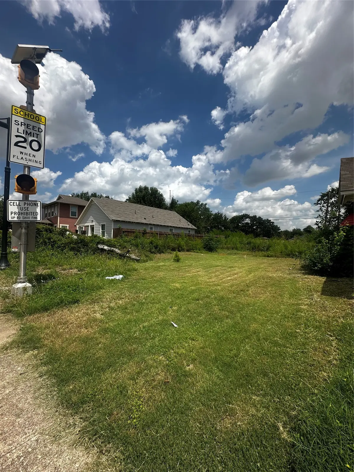 915 E Hattie Street, Fort Worth, TX 76104 - #1